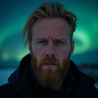 Lukas P.